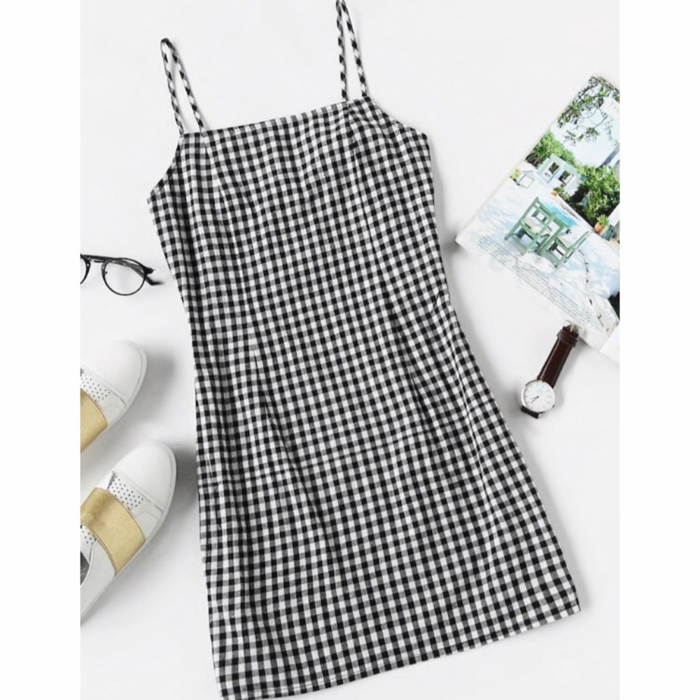 🖤 Checkered Spaghetti Strapped Dress